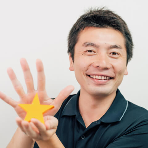 シニアコンサルタント 安井 宏樹(やすい ひろき)